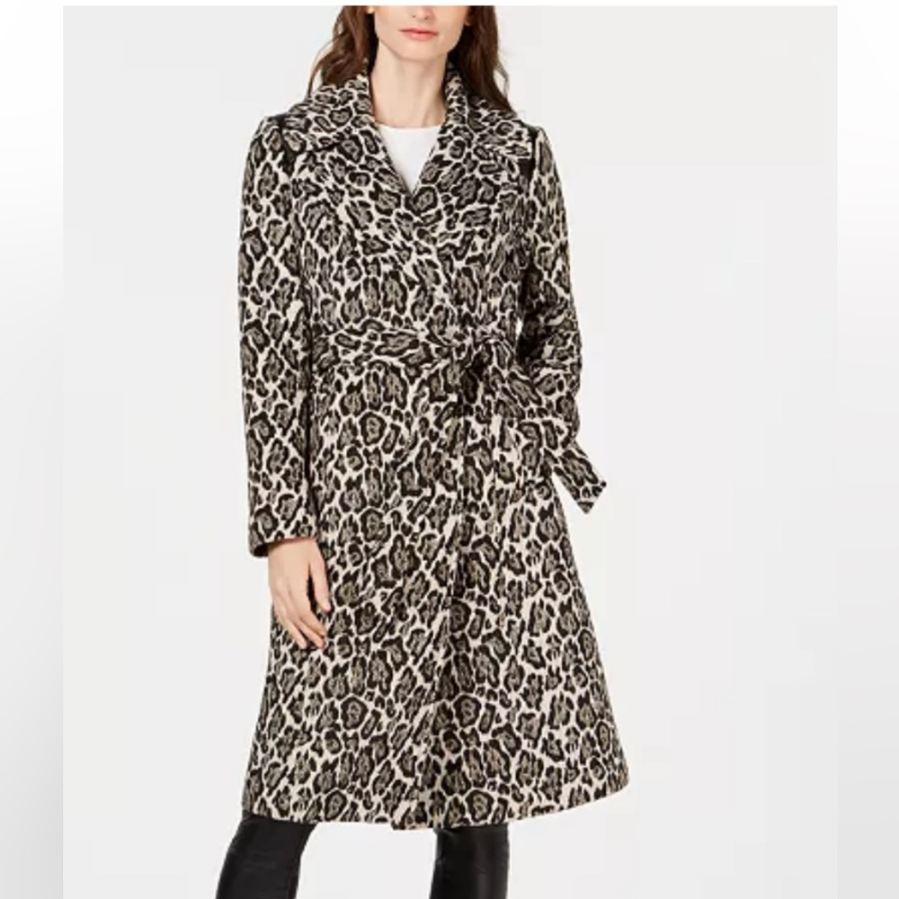 🐆 NWOT Via Spiga Leopard Print Double Breasted
Longline Coat w/Faux Leather Trim